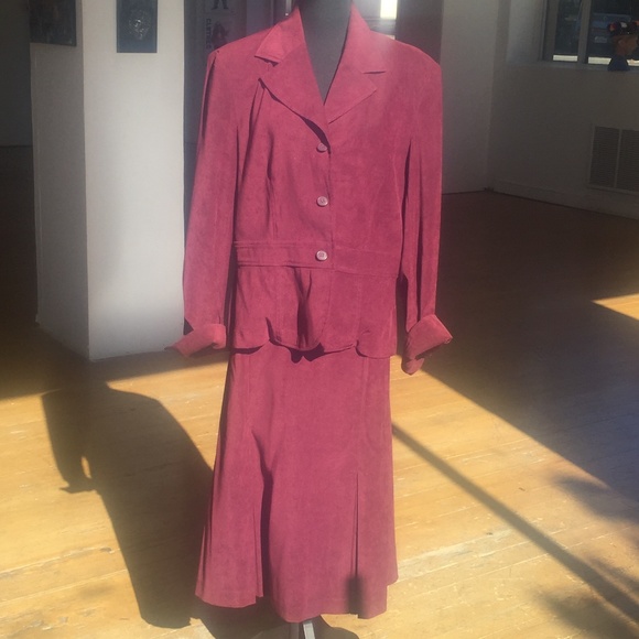 Norton McNaughton Dresses & Skirts - Burgundy 2pc pleated skirt and jacket set